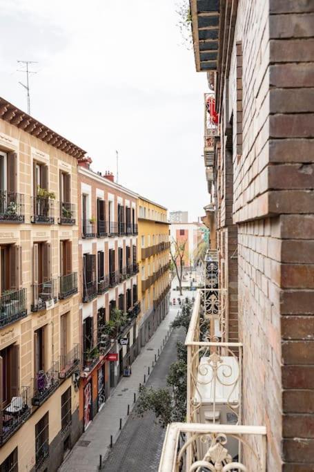 Apartamento En Madrid Centro المظهر الخارجي الصورة